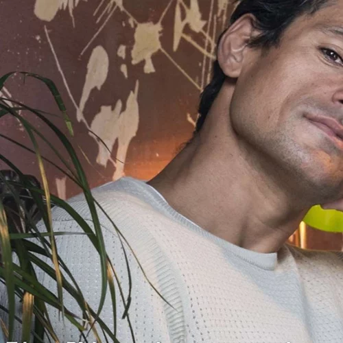 Ο Πάνος Βλάχος χαίρεται να σουτάρει