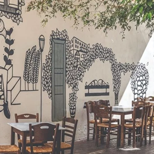 Στη ''Σουρτούκω'' για μεζέδες της παρέας που γυρίζουν την Ελλάδα