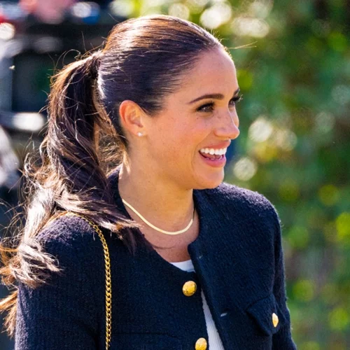 Το δυναμικό workout της Meghan Markle για καλογυμνασμένους ώμους