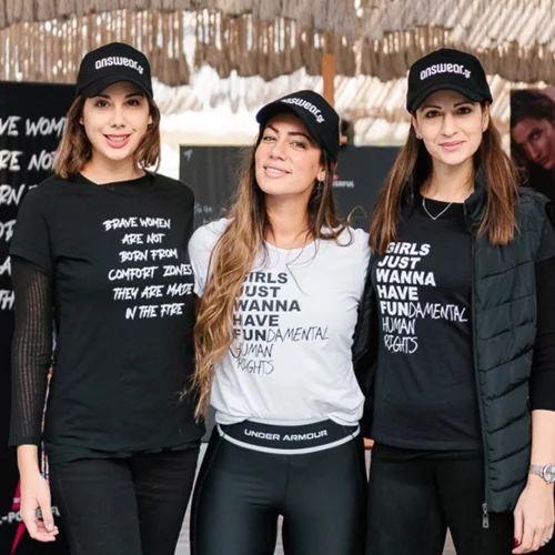 Η Answear συμμετείχε στο 10ο Ladies Run με τη νέα συλλογή SHERO του Answear.LAB, στέλνοντας το μεγαλύτερο μήνυμα γυναικείας ενδυνάμωσης