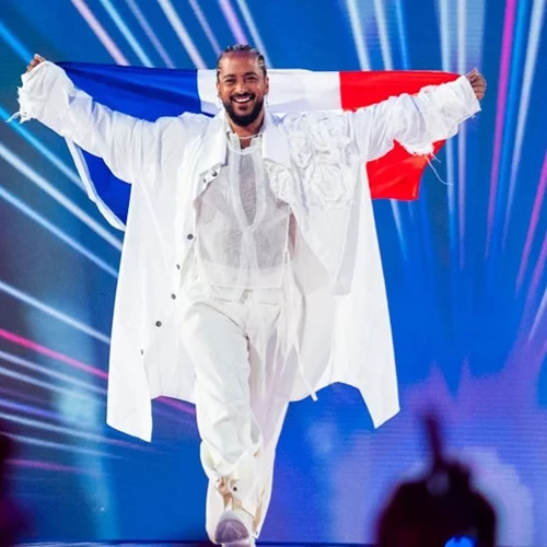 Slimane | Καταδικάστηκε ύστερα από καταγγελίες για επίθεση και σεξουαλική παρενόχληση