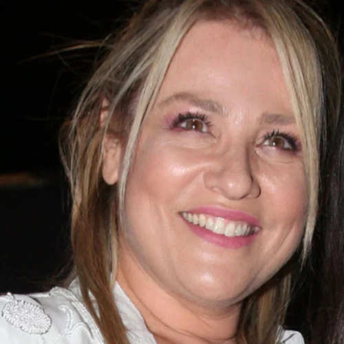 Μαριάννα Τουμασάτου | "Ο Στάθης Παναγιωτόπουλος αντί για ρούχα να φοράει πούπουλα"