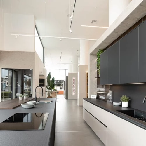Εσύ επισκέφτηκες το νέο κατάστημα Veneta Cucine στη Γλυφάδα;