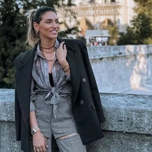 Αθηνά Οικονομάκου | Τα 2 διαφορετικά prints που συνδύασε και δημιούργησε ένα ανοιξιάτικο look