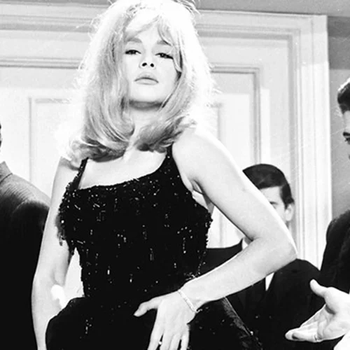 63 χρόνια πριν | Όταν η Αλίκη Βουγιουκλάκη έγινε μελαχρινή και καθήλωσε το γαλλικό κοινό