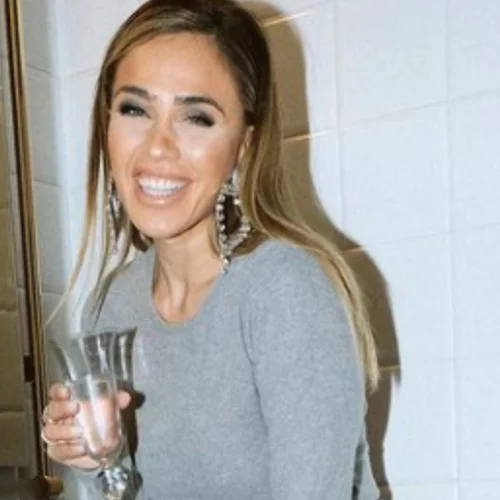 Κόνι Μεταξά | Δες πώς έχει διακοσμήσει το μοντέρνο σπίτι της (pics,vid)