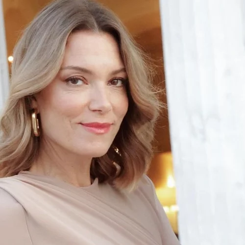 Chic & Sexy | Οι Ελληνίδες celebrities που αποδεικνύουν ότι τα κοντά μαλλιά μπορεί να είναι πολύ θηλυκά