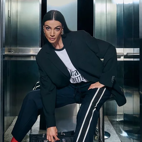 "Fashion in Motion" | Η Ήβη Αδάμου και ο Κώστας Μαρτάκης είναι τα νέα πρόσωπα της καμπάνιας της Haralas