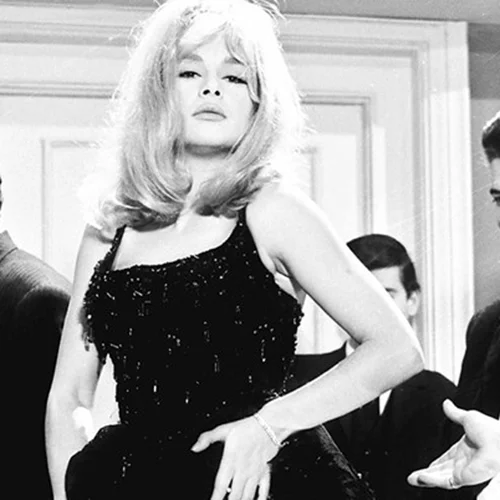 Αλίκη Βουγιουκλάκη: Ανέκδοτη φωτογραφία από τα τελευταία της Χριστούγεννα στο σπίτι της στη Στησιχόρου