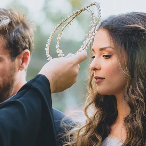 Γάμος Άκη Πετρετζίκη -Κωνσταντίνας Παπαμιχαήλ | To bridal beauty look της νύφης στο μικροσκόπιο