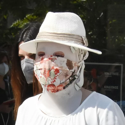 Επίθεση με βιτριόλι | Εξοργισμένη η Ιωάννα με τον 40χρονο που μιλάει για άλλο πρόσωπο – Η αυστηρή απάντησή της [Βίντεο]