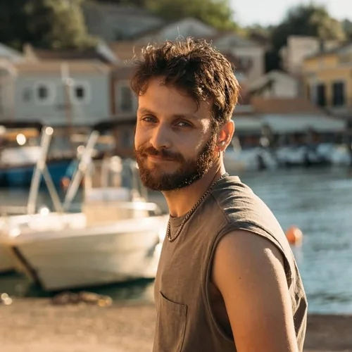 "Επιστροφή στο σπίτι" | Το μήνυμα του Γιώργου Μπένου για τον νέο κύκλο του Maestro