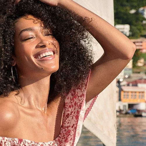 #SummerFavorites | Αυτό είναι το ιδανικό φόρεμα για τις διακοπές σου