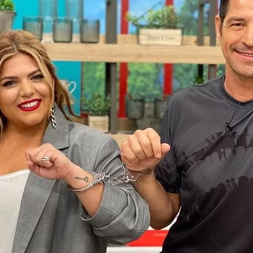 Δανάη Μπάρκα | Με τον Απόστολο Ρουβά στη Σέριφο για το Σαββατοκύριακο