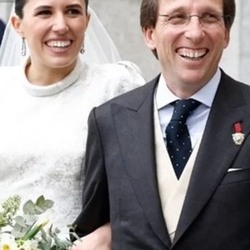 Βασιλικός γάμος στην Ισπανία | Ο δήμαρχος της Μαδρίτης παντρεύτηκε την ανιψιά του Χουάν Κάρλος