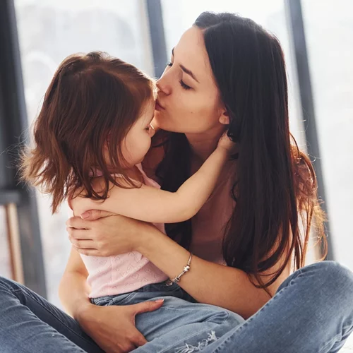 Πώς κάνουμε gashlighting στα παιδιά μας χωρίς να το καταλαβαίνουμε