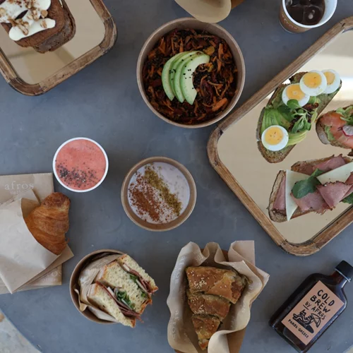 āfros paros | Κυκλαδίτικες γεύσεις και gourmet snacks στο πιο γευστικό στέκι της Πάρου