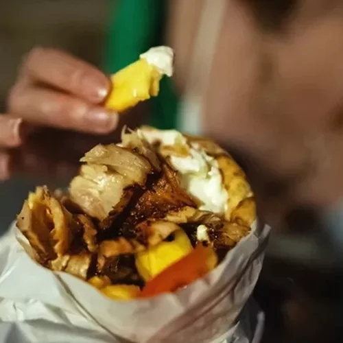 "Έσπασα" τη δίαιτα με σουβλάκια – Τι να κάνεις αμέσως μετά από ένα "βαρύ" γεύμα;