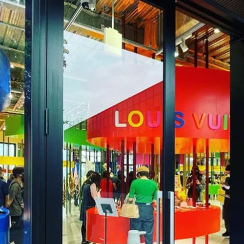 Νέα μπουτίκ στο Τόκιο για την έκθεση "Louis Vuitton &"