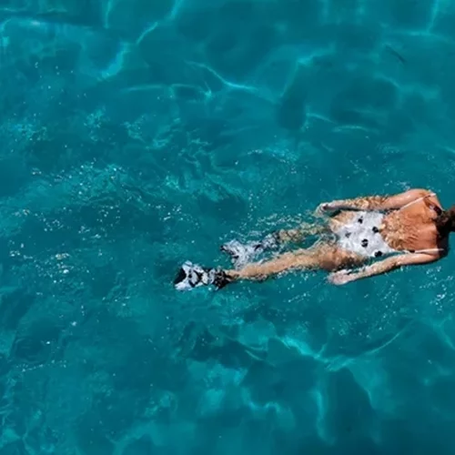 Κολύμπι ή τρέξιμο; Ποια από τις δύο μορφές άσκησης είναι πιο αποτελεσματική;