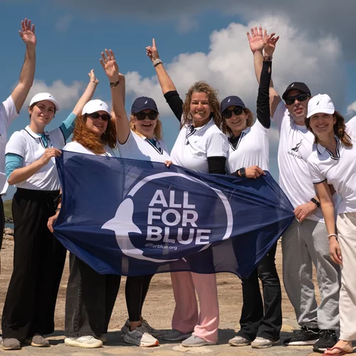 H Nautica στο πλευρό της All For Blue - Καθαρισμός στη Δήλο στο πλαίσιο της πρωτοβουλίας "Keep Mykonos Blue"