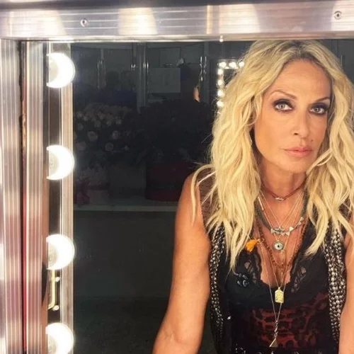 Η Άννα Βίσση στην αγκαλιά ενός "αληθινού καλλιτέχνη"