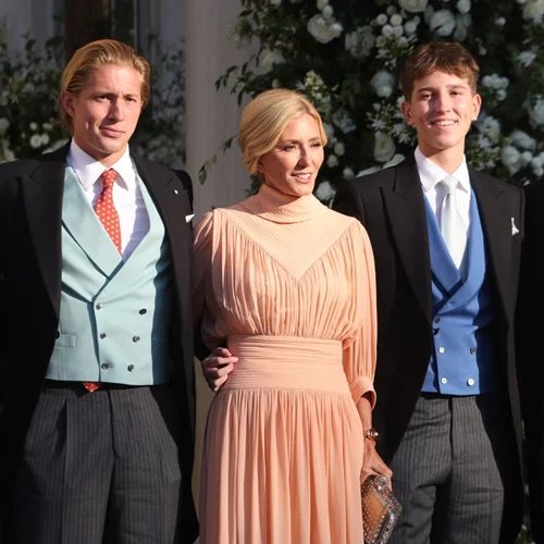 Γάμος Θεοδώρας Γλύξμπουργκ | Η Louis Vuitton δημιουργία που επέλεξε η Μαρί Σαντάλ για την περίσταση