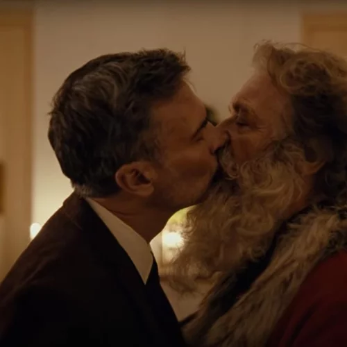 Το διαφημιστικό με τον ομοφυλόφιλο Άγιο Βασίλη και το μήνυμα της νορβηγικής ταχυδρομικής υπηρεσίας