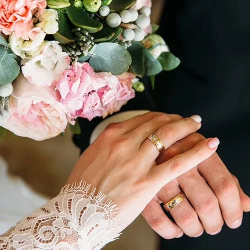 Παντρεύεσαι; 15 νυφικά μανικιούρ που πρέπει να δεις πριν την πρώτη πρόβα