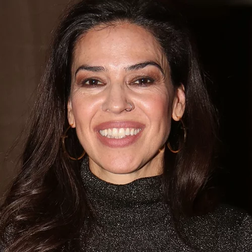 Το look της Ναταλίας Δραγούμη είναι η απόδειξη πως χρειάζεσαι ένα bomber τζάκετ