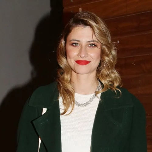 Εριέττα Μανούρη | Το animal print παντελόνι της είναι το ιδανικό για μια βραδιά θέατρου