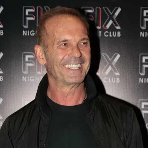 Ταξίδι στη Νέα Υόρκη για τον Πέτρο Κωστόπουλο – Η τρυφερή φωτογραφία με τα παιδιά του