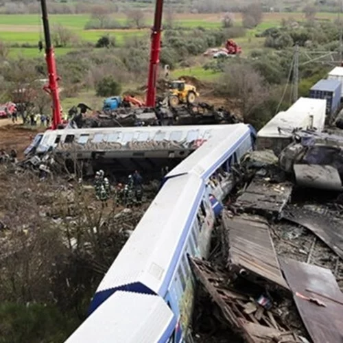 Τέμπη: Ποινική δίωξη για κακουργήματα σε 23 άτομα από την Ευρωπαϊκή Εισαγγελία για τη σύμβαση 717