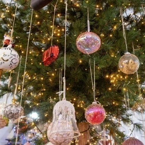 Η Αθήνα γεμίζει με Χριστουγεννιάτικα Χωριά