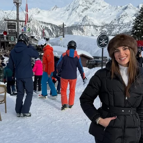 Σταματίνα Τσιμτσιλή | Σε πολυτελές resort στο χιονισμένο Κουρσεβέλ