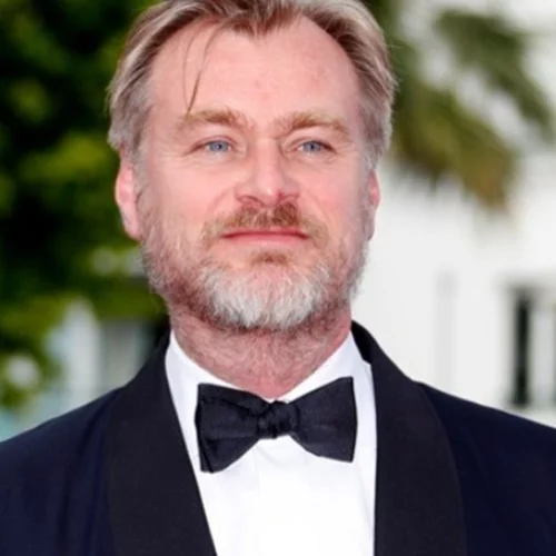 Ο Christopher Nolan είναι σε συζητήσεις με στούντιο για νέα ταινία με θέμα τον J. Robert Oppenheimer
