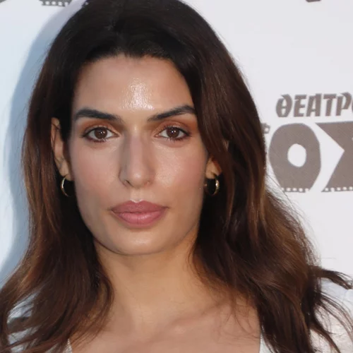 Η Τόνια Σωτηροπούλου με μία εμφάνιση που θα ζήλευε κάθε Παριζιάνα