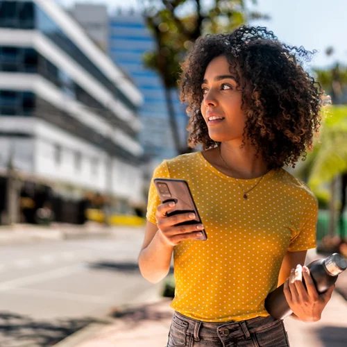 Αυτό είναι το καλύτερο ρόφημα για ενυδάτωση (spoiler alert, δεν είναι το νερό)