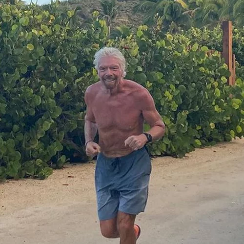 O παράδεισος του Richard Branson δέχεται ξανά επισκέπτες