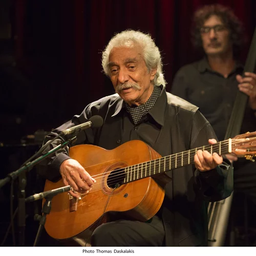 Ο Κώστας Χατζής σε μία σπάνια εμφάνιση στο Ηρώδειο με την πανέμορφη  κόρη του, Δανιέλα Χατζή