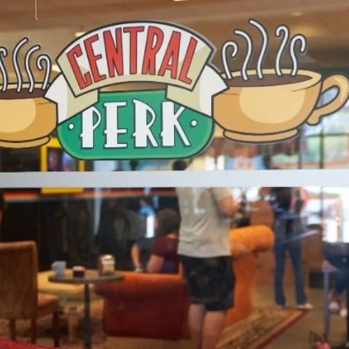 Καφέ Central Perk ανοίγει στην Times Square της Νέας Υόρκης