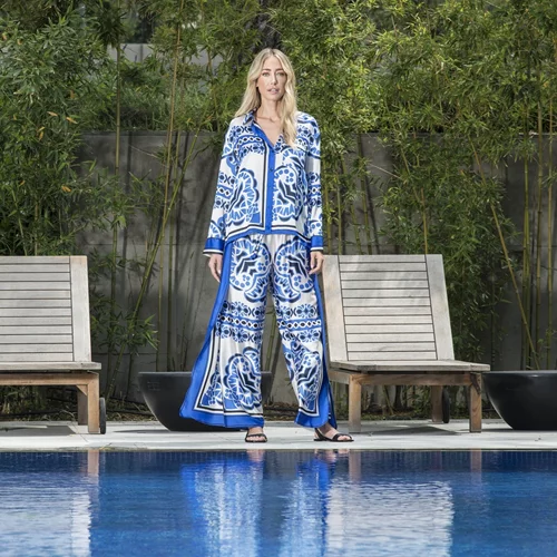 Τα Summer Chic looks της Κατερίνας Ευαγγελινού με κομμάτια Zara, Massimo Dutti και Oysho