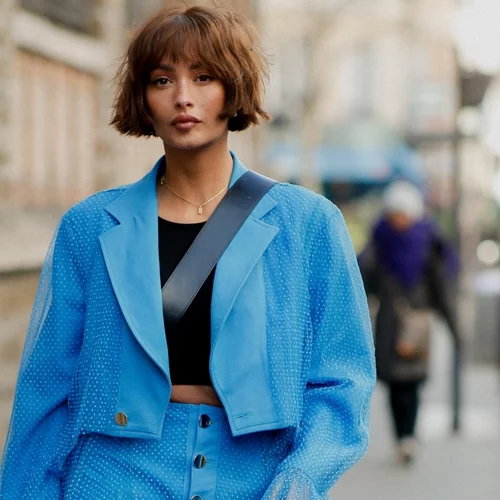 Τα long shorts είναι το must have του ανοιξιάτικου στιλ | Πώς θα τα φορέσεις