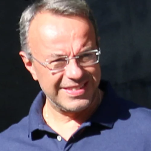 Χρήστος Σταϊκούρας | Στο νοσοκομείο ο υπουργός Οικονομικών - Εκτάκτως στο χειρουργείο