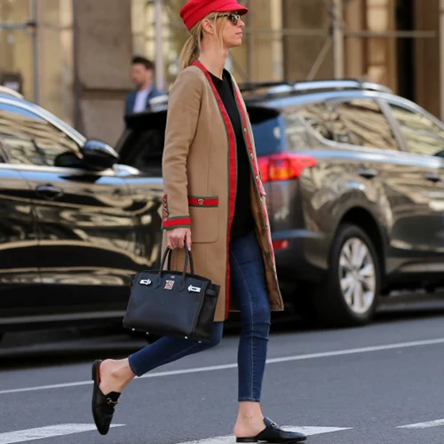 Τα κομψά φλατ παπούτσια της Massimo Dutti που θα αντικαταστήσουν τα sneakers αυτό το φθινόπωρο