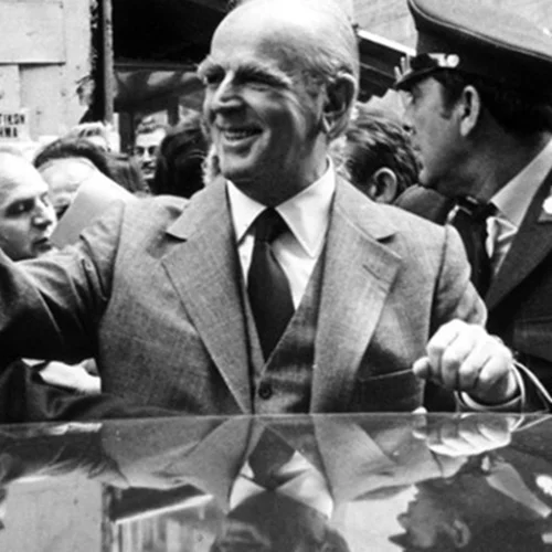 50 χρόνια πριν | Όταν ο Κωνσταντίνος Καραμανλής έγινε εξώφυλλο στο περιοδικό TIME