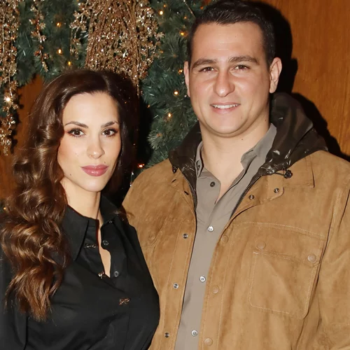 Ιζαμπέλλα Φούλοπ & Γιώργος Δερβίσης | Βραδινή έξοδος σε ένα από τα πιο glam στέκια της Αθήνας