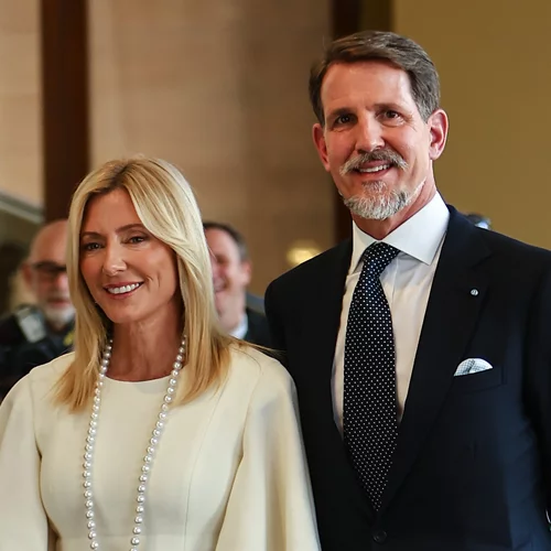 Το après-ski look της Marie Chantal είναι ιδανικό για κομψές χειμερινές εμφανίσεις