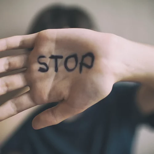 ΕΣΗΕΑ | Συμπαράσταση στις δημοσιογράφους που καταγγέλλουν σεξουαλική παρενόχληση