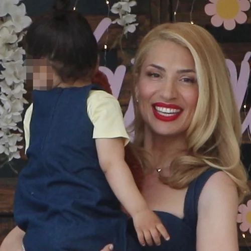 Μαρία Ηλιάκη | Η τρυφερή φωτογραφία με την Κατερίνα της & οι "γονείς σε αποσύνθεση"